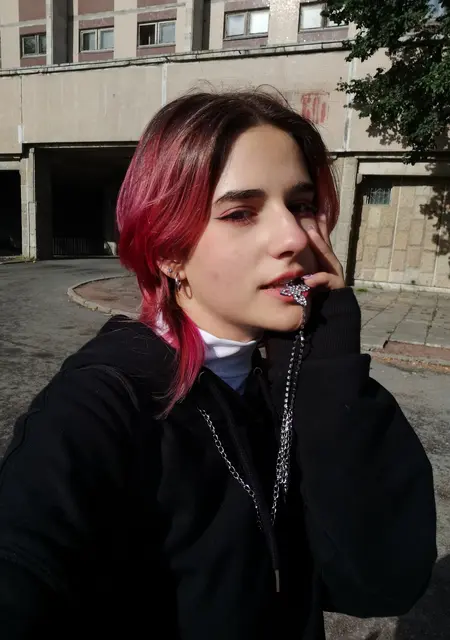 Я Ева, 21, из Санкт-Петербурга, ищу знакомство для приятного времяпровождения