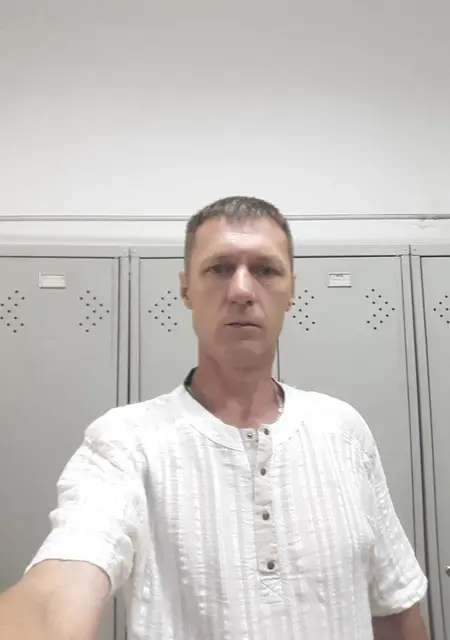 Я Иван, 51, из Иркутска, ищу знакомство для дружбы