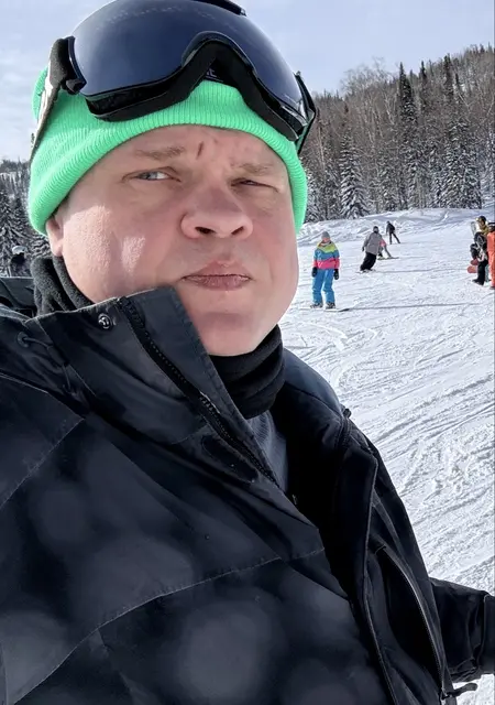 Я Maxim, 46, знакомлюсь для дружбы в Железногорске