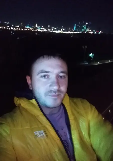 Я Kok, 33, знакомлюсь для вирта в Лесном Городке