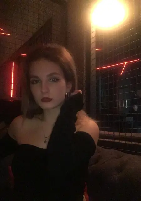 Я Аня, 22, знакомлюсь для дружбы в Симферополе