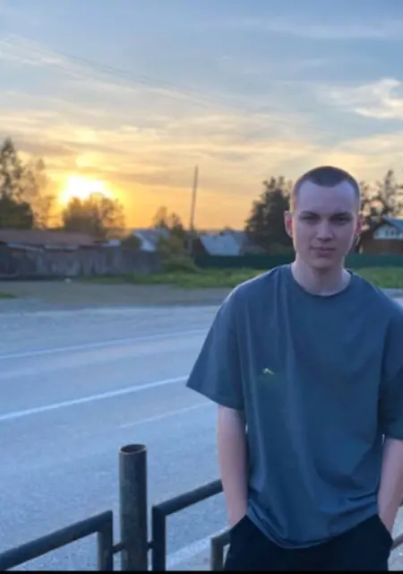 Я Данил, 29, из Мурома, ищу знакомства без обязательств