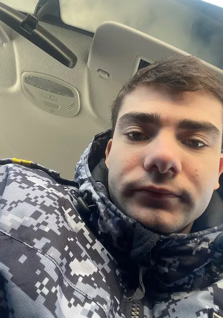Я Михаил, 22, знакомлюсь для общения в Санкт-Петербурге