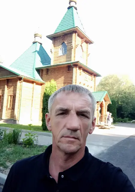 Я Владимир, 51, знакомлюсь без обязательств в Саратове