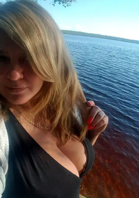 Елена из Москвы, ищу на сайте знакомства на одну ночь