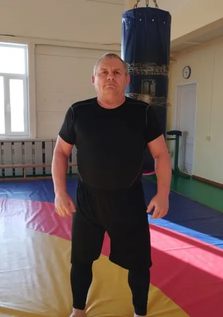Я Валерий, 59, знакомлюсь для приятного времяпровождения в Москве