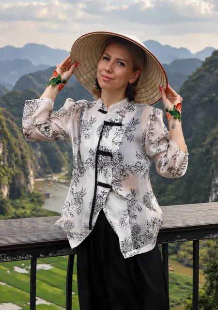 Я Елена, 30, из Москвы, ищу знакомства без обязательств