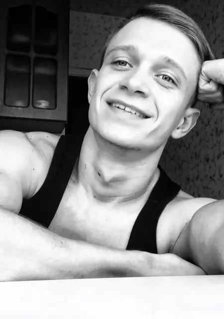 Дмитрий из Моздока, мне 29, познакомлюсь без обязательств