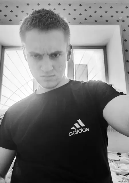 Я Кирилл, 24, знакомлюсь для постоянных отношений в Череповце