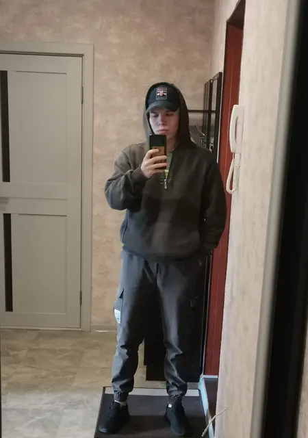 Иван из Череповца, ищу на сайте общение