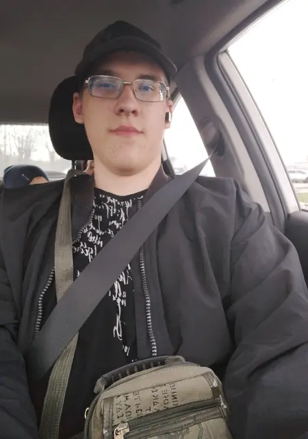 Александр из Нижнего Тагила, ищу на сайте знакомства на одну ночь