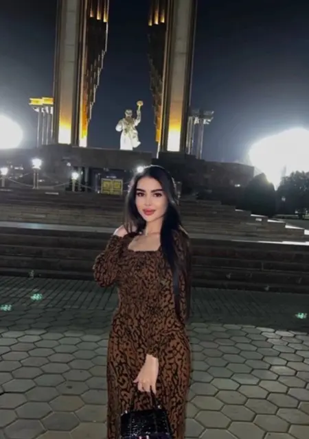 Я Альбина, 25, знакомлюсь для дружбы в Грозном