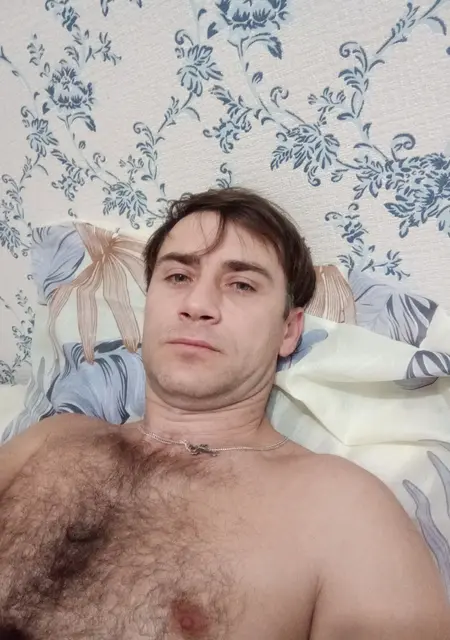 Царь Дмитрий из Челябинска, мне 40, познакомлюсь для приятного времяпровождения