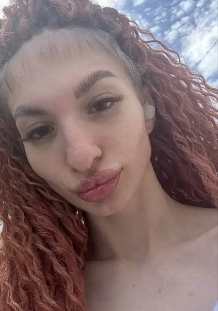 Я Лиза, 22, знакомлюсь для общения в Москве