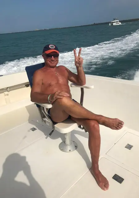 Я Sten, 40, из Иркутска, ищу знакомства без обязательств