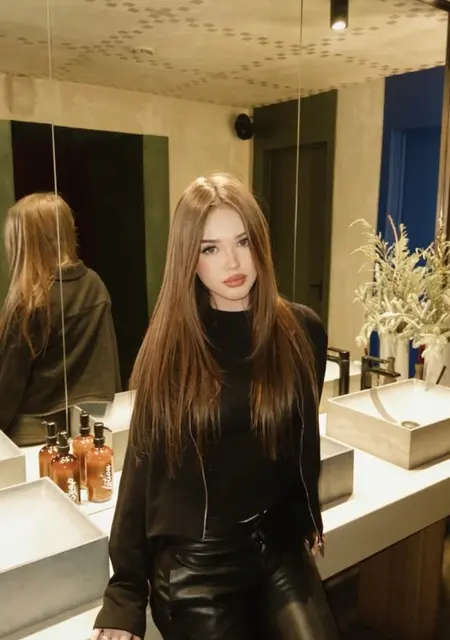 Polina из Кемерово, мне 23, познакомлюсь для вирта