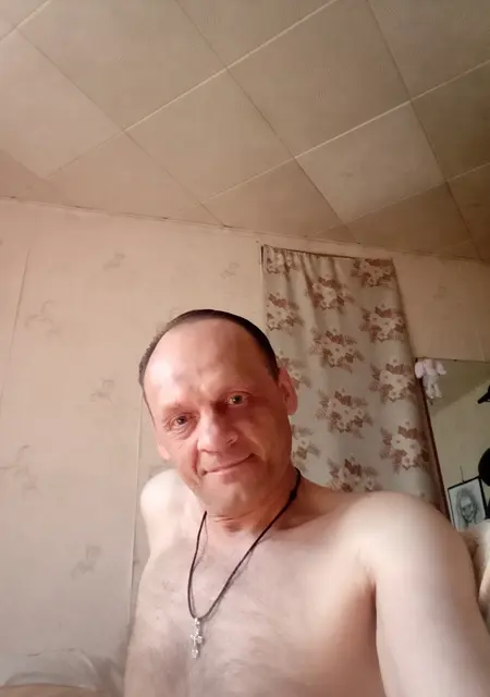 Я Денис, 51, знакомлюсь на одну ночь в Верхней Салде