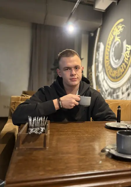 Артем из Казани, ищу на сайте знакомства на одну ночь