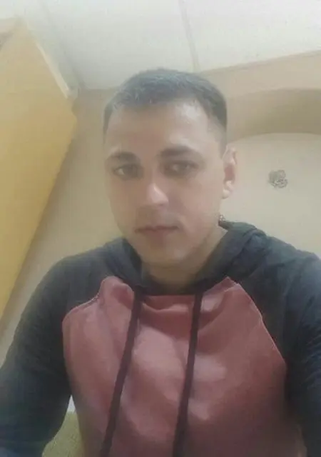 Алекс из Фокина, мне 36, познакомлюсь для вирта