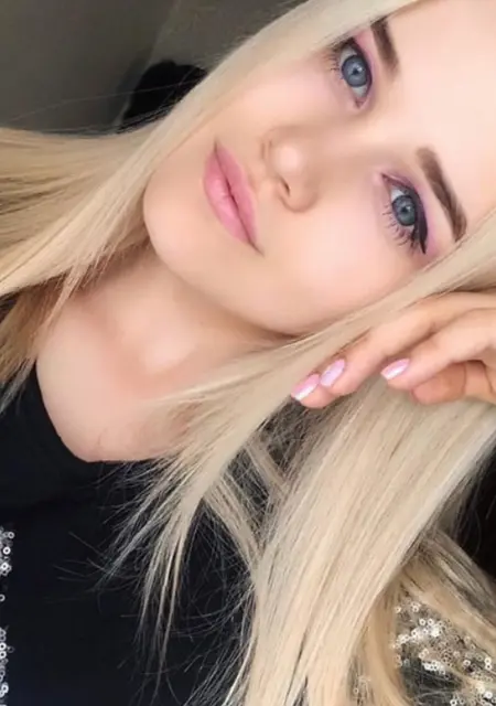 Валерия из Николаева, ищу на сайте общение